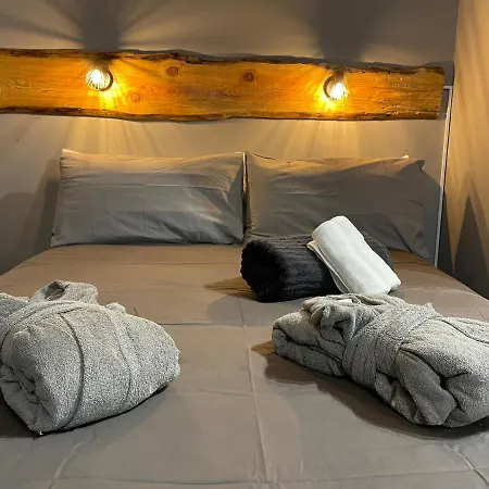 Near The Koka شقة *