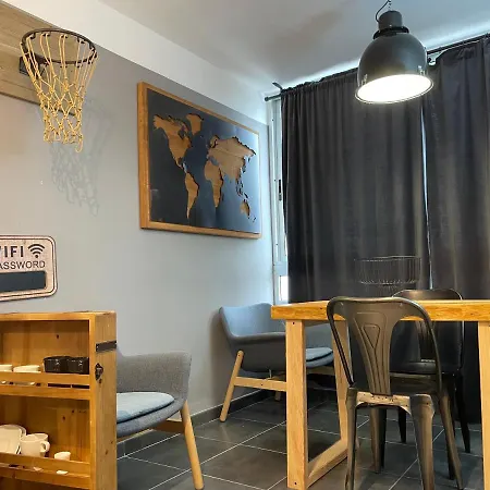 Central Near The Beach Koka Apartament *