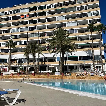 Near The Koka * Πλάγια ντελ Ινγκλές